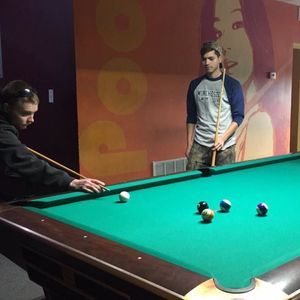 Meet your Posher, Hunter